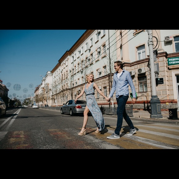 Meet your Posher, Katie - Picture 2 of 6